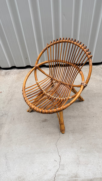 Rotan kuipstoeltje